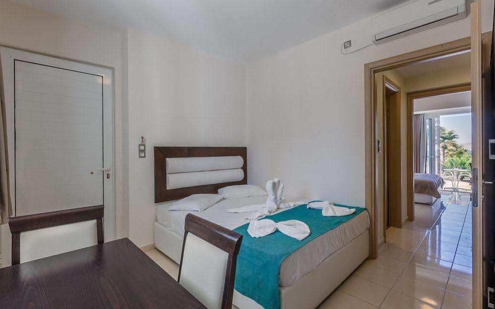 Cavo D' Oro Hotel มาร์มารี ภายนอก รูปภาพ